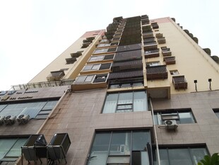 高层住宅楼外观景象