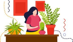 女子在室内与绿植相伴