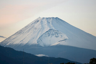 富士山壮丽雪景