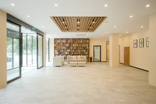 现代简约风格宽敞室内空间