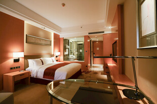 温馨现代风格酒店客房