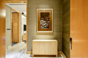 中式走廊玄关柜装饰挂画