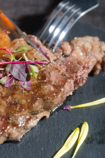 美味牛排 精致摆盘诱人