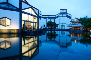 苏州博物馆苏派建筑夜景