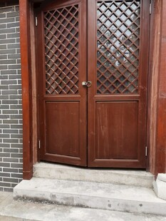 中式双开木门