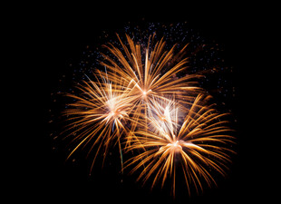 绚丽烟花绽放瞬间