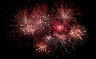 绚丽烟花绽放夜空