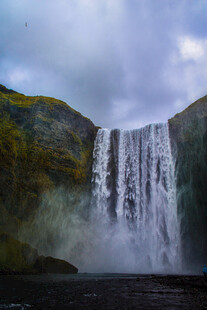 壮观冰岛瀑布自然美景
