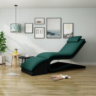 现代简约风绿色躺椅客厅一角