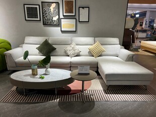 现代简约风格客厅沙发组合