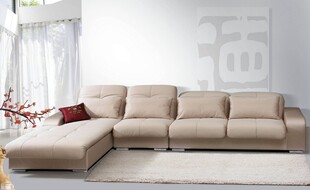 米色转角沙发尽显舒适