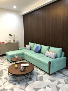 清新绿沙发客厅一角