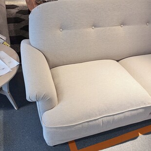 米白色简约双人布艺沙发