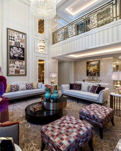 豪华双层客厅室内装饰