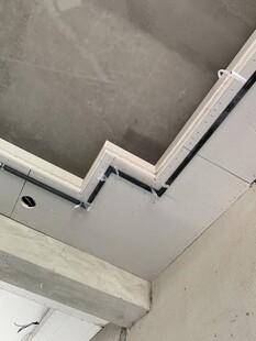 室内天花板边角施工细节