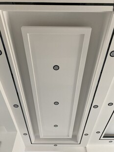 简约白色天花板吊顶设计