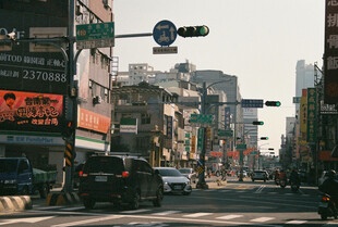城市街道街景