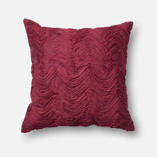 酒红色纹理抱枕