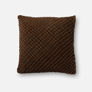 棕色编织纹理抱枕