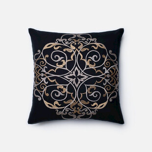 黑金花纹装饰抱枕