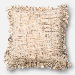 米色流苏抱枕