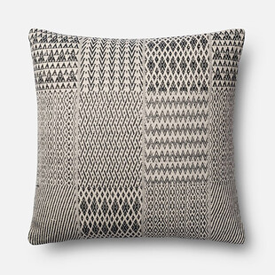 几何图案灰色抱枕