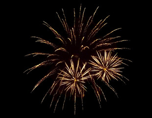 绚丽烟花绽放夜空