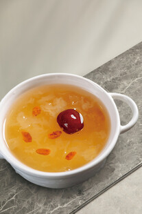 红枣枸杞银耳羹