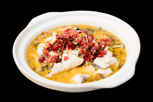 美味香辣酸菜鱼