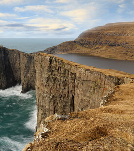 壮丽海岸悬崖风景