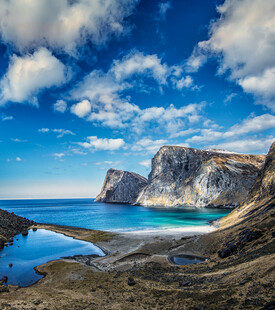 壮丽海岸风景山海相依