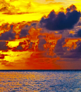 海上绚丽日落美景