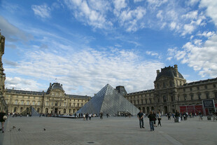 卢浮宫