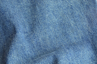 蓝色毛绒布料纹理特写