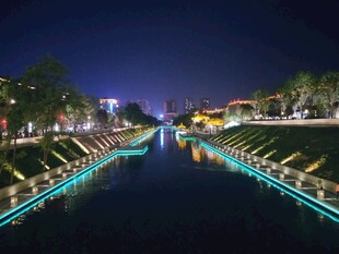 西安城墙护城河夜景河流公园