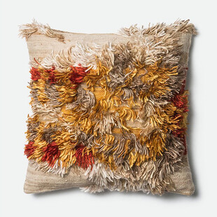 多彩毛绒装饰抱枕