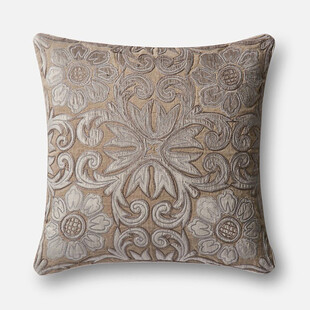 花纹装饰抱枕