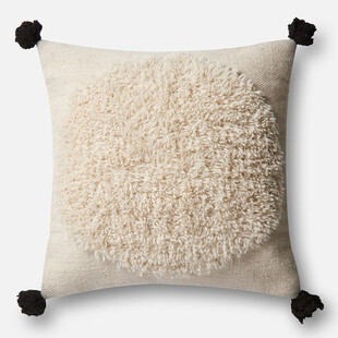 米白色毛绒带球装饰抱枕