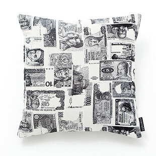 复古图案拼接抱枕