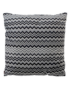 黑白波浪纹抱枕