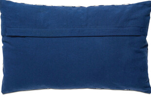 深蓝色简约抱枕