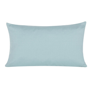 浅蓝色长方形枕头