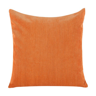 橙色方形绒面抱枕