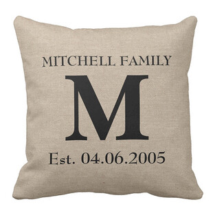 米切尔家族定制字母抱枕