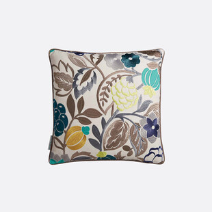 花卉图案装饰抱枕