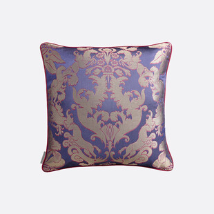 复古花纹装饰抱枕