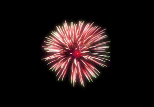 绚丽绽放的烟花