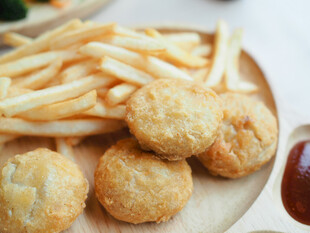 美味薯条鸡块组合
