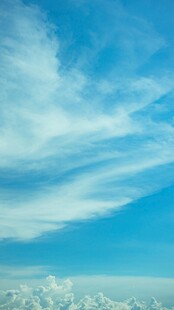 高空云海蓝天美景