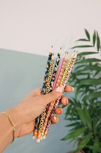 多彩串珠手链